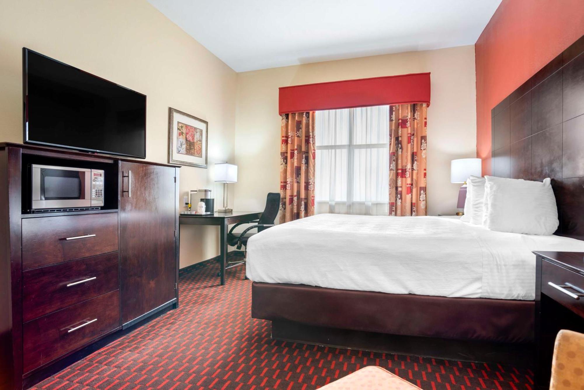 Best Western Plus Flowood Inn & Suites Exterior photo