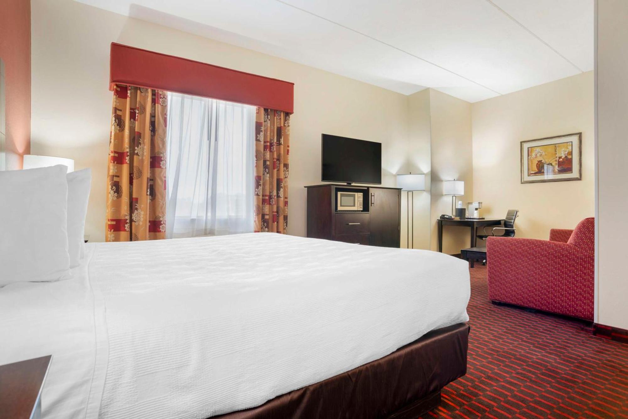 Best Western Plus Flowood Inn & Suites Exterior photo