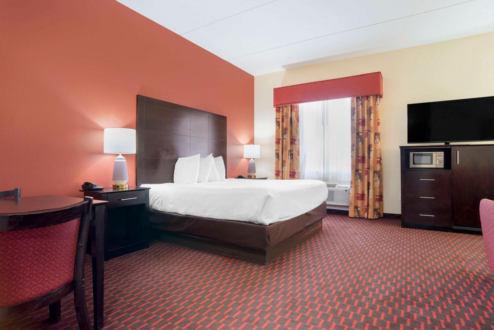Best Western Plus Flowood Inn & Suites Exterior photo