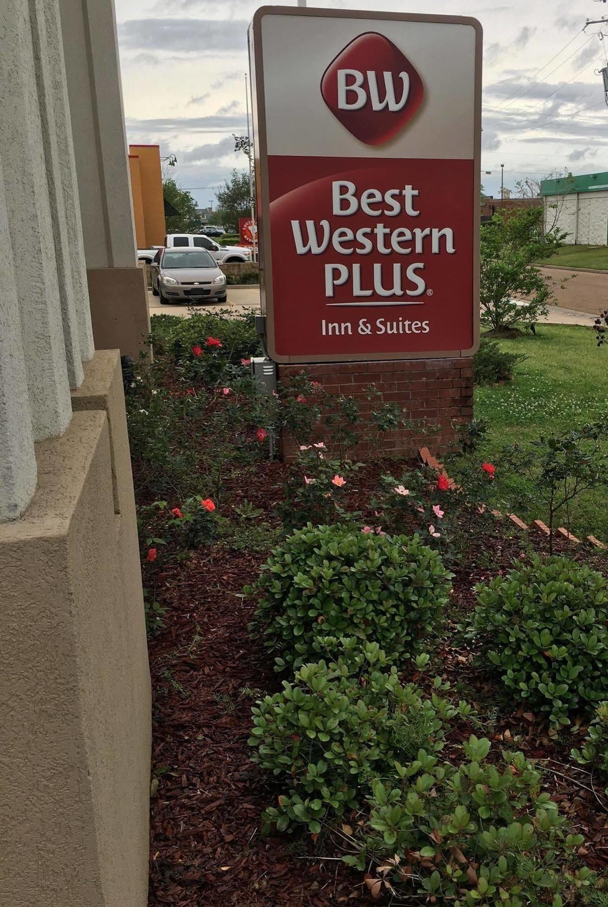 Best Western Plus Flowood Inn & Suites Exterior photo